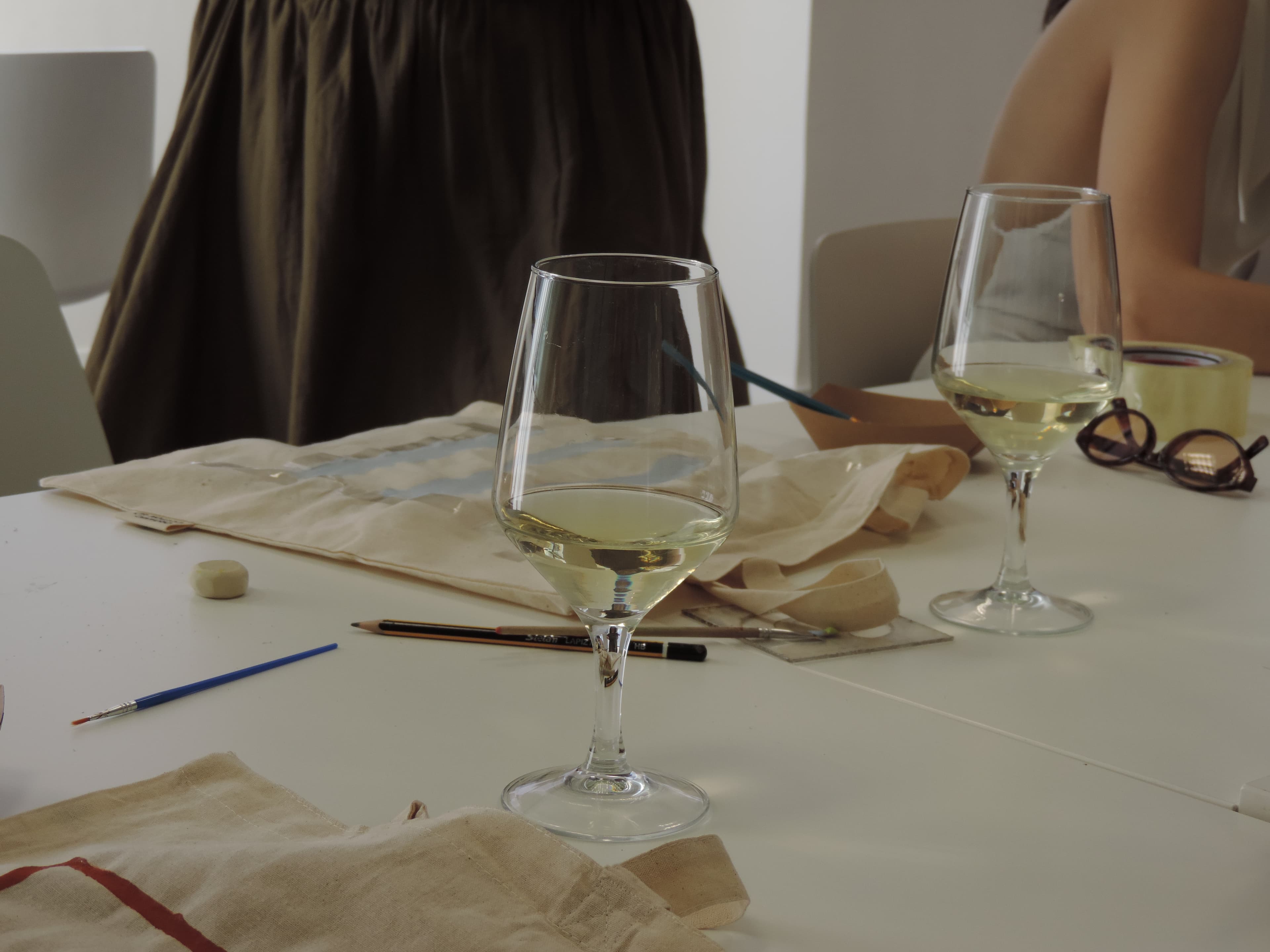 Taller de Tote bags + Vino Ilimitado